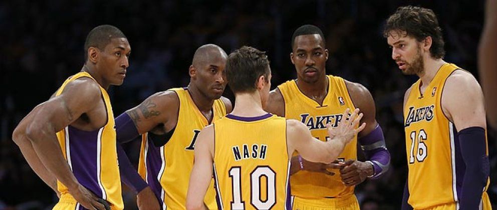 Foto: Los Lakers, tres de los sueldos más altos de la NBA y diez derrotas consecutivas