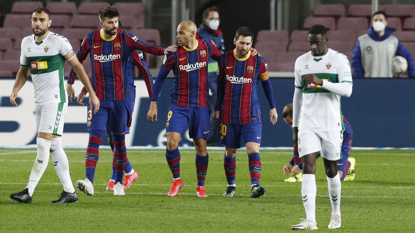 Los jugadores del Barça celebran el 1-0 de Messi. (Reuters)
