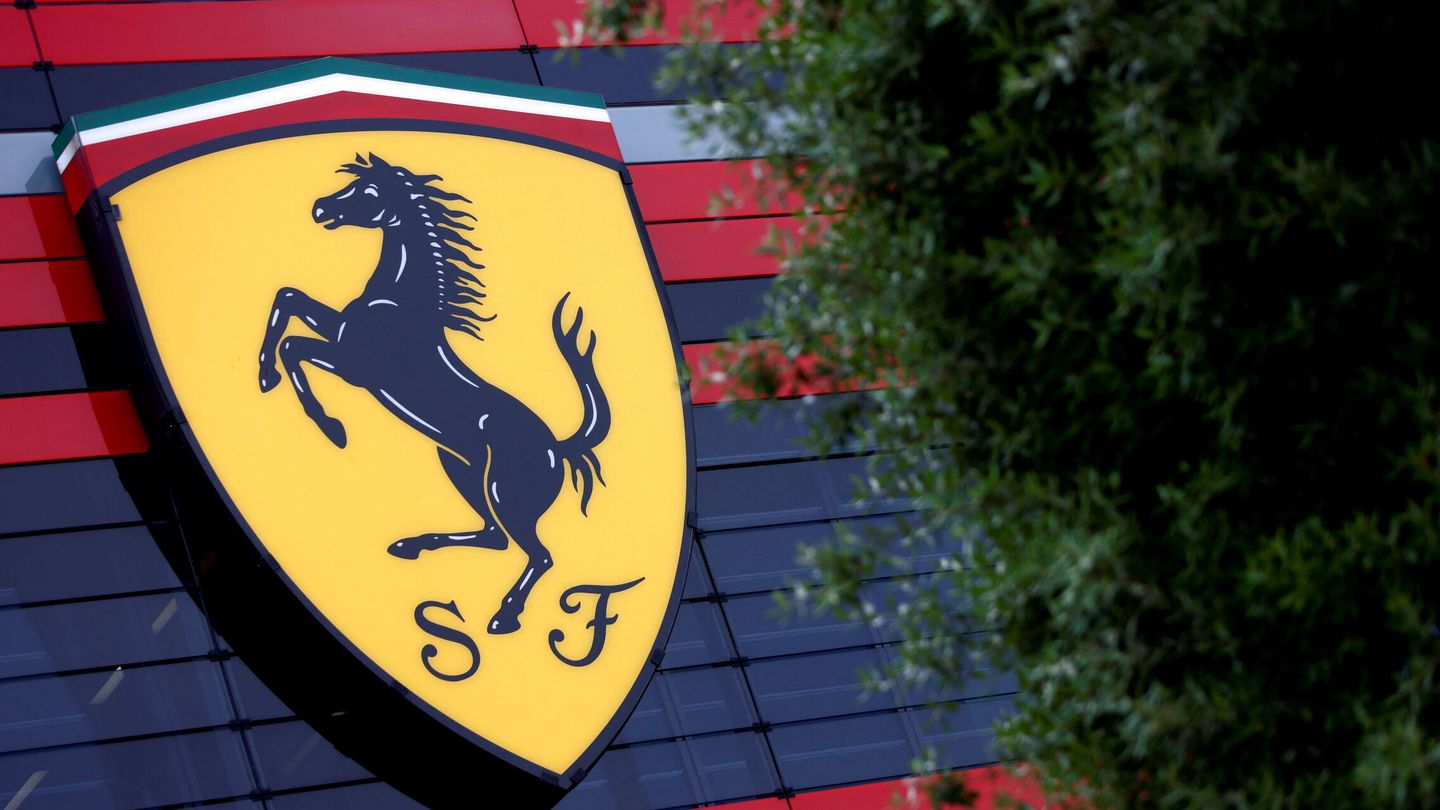 Ferrari. (Reuters/Guglielmo Mangiapane)