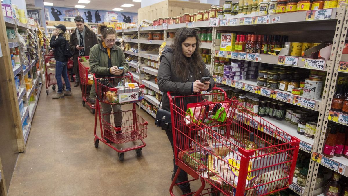 Los supermercados 'online' suben de precio en Cuenca y bajan en Lugo y en Ávila