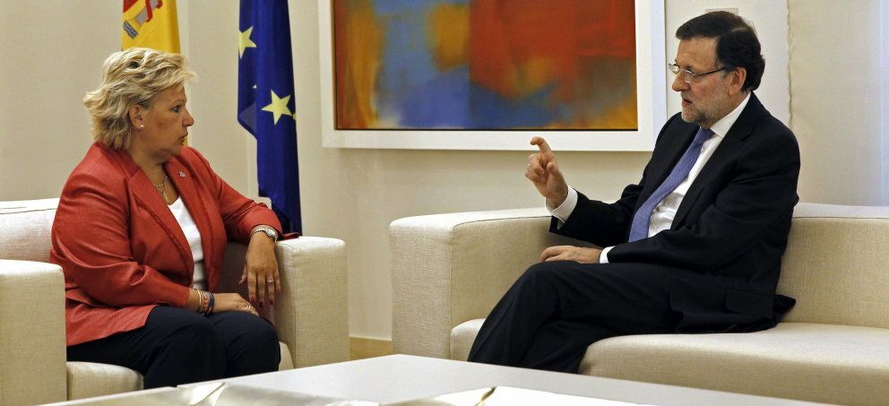 Rajoy se reúne con Ángeles Pedraza en Moncloa. (EFE)