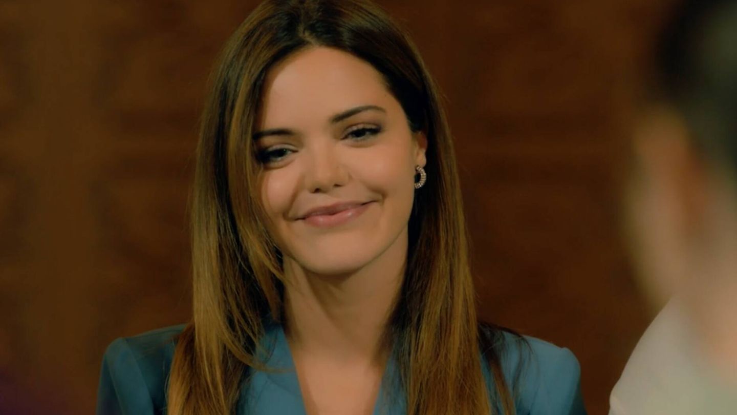 La actriz Hilal Altinbilek en el papel de Züleyha, en un fotograma del episodio de 'Tierra amarga' de este martes (ATRESMedia)