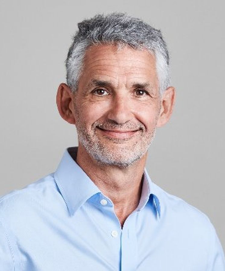 Tim Spector, epidemiólogo: "Los frutos secos mixtos son realmente la mejor manera de ayudar a la salud cerebral y general