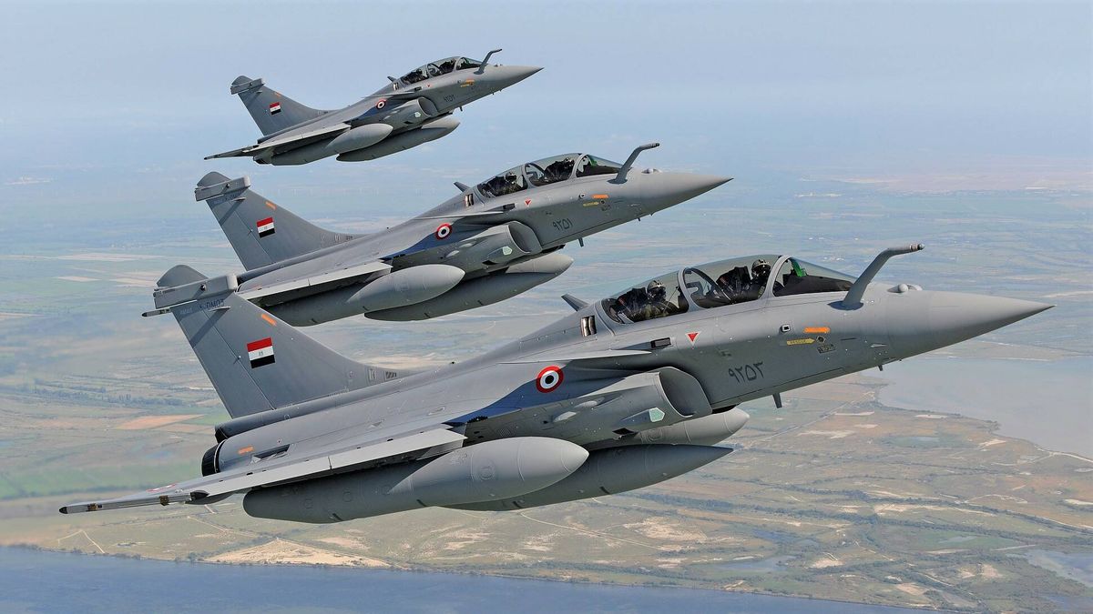 Los 80 cazas 'made in France' que dejan fuera de juego al F-35 de EEUU y al Eurofighter