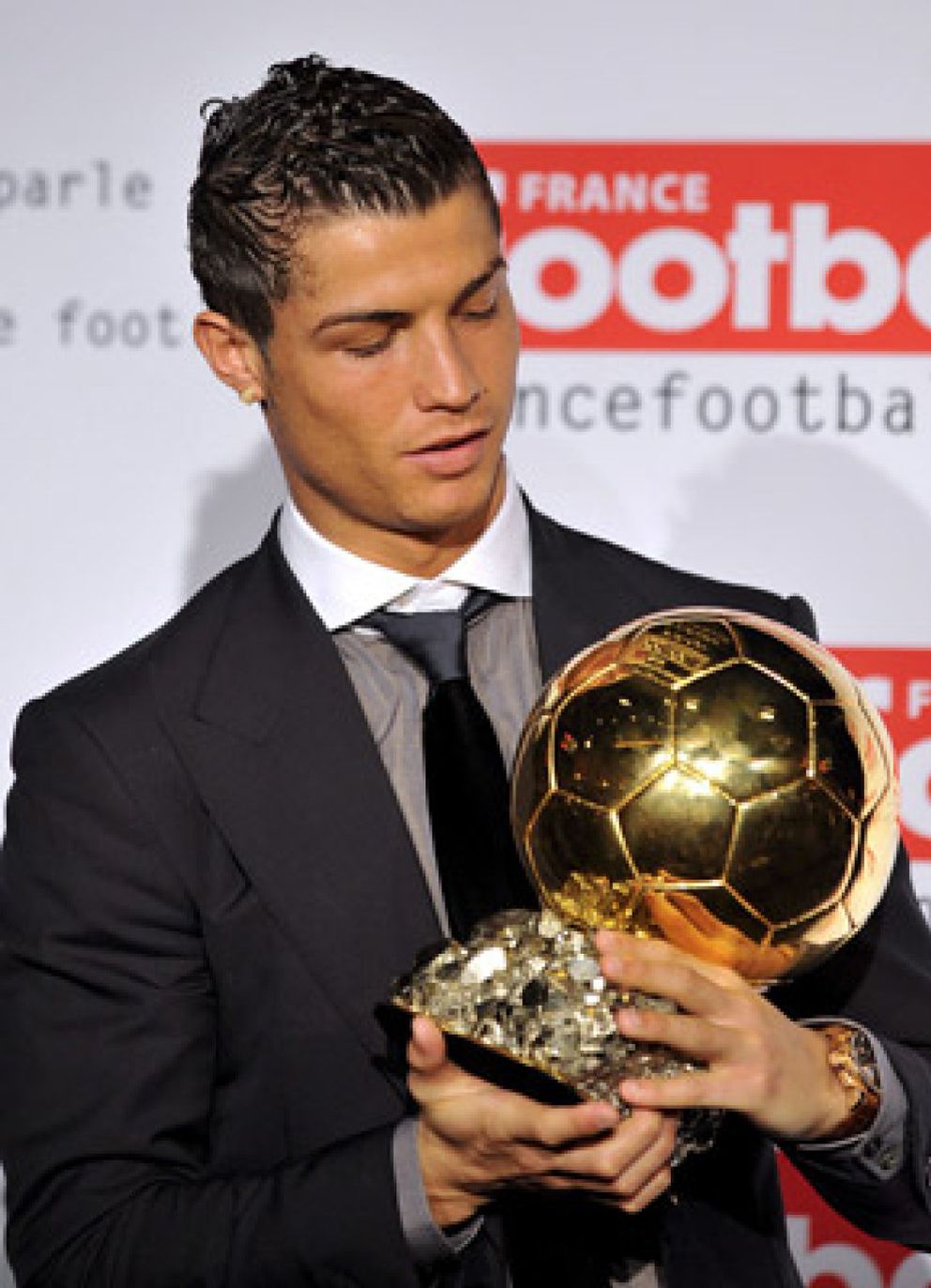 Foto: Cristiano Ronaldo ve a Messi, Xavi y Eto'o favoritos para el Balón de Oro
