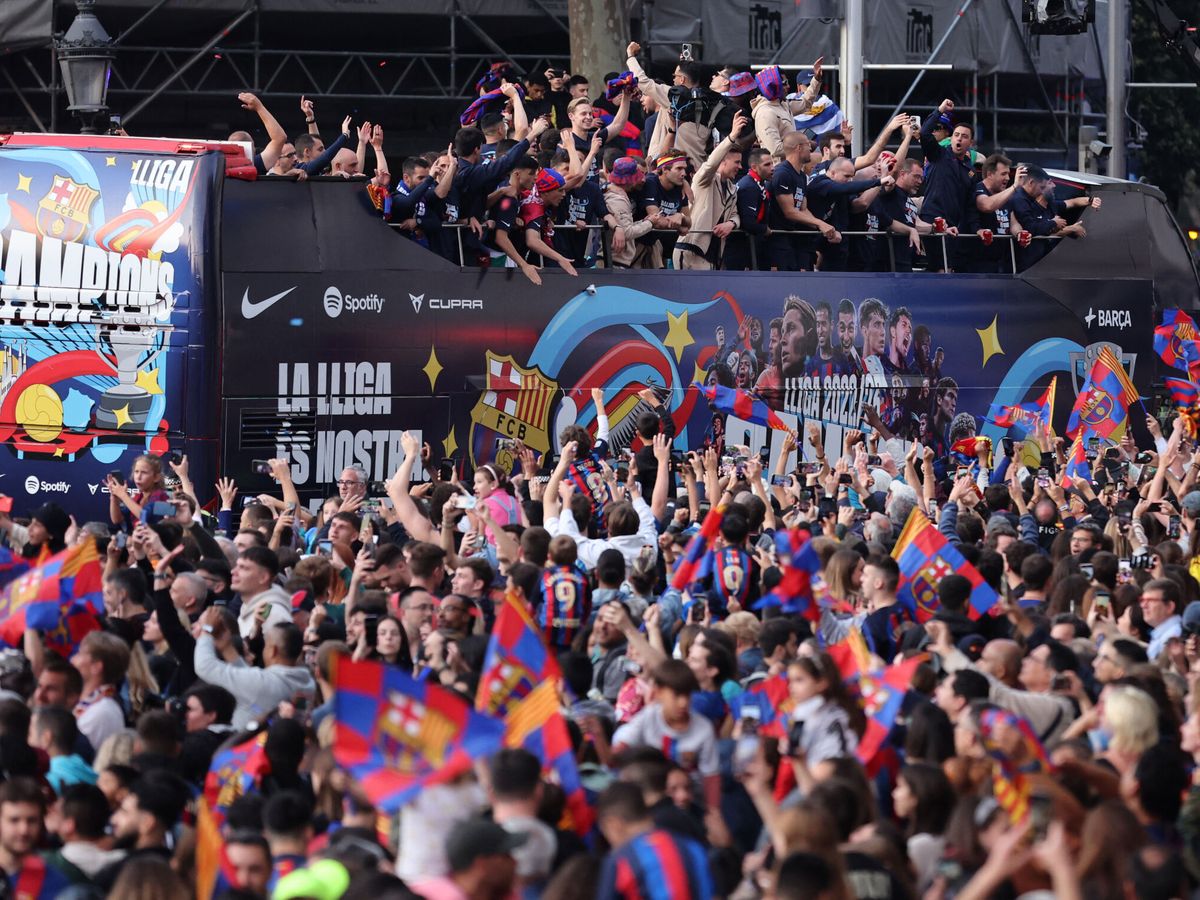 Foto: El FC Barcelona celebra la Liga. (Reuters/Nacho Doce)