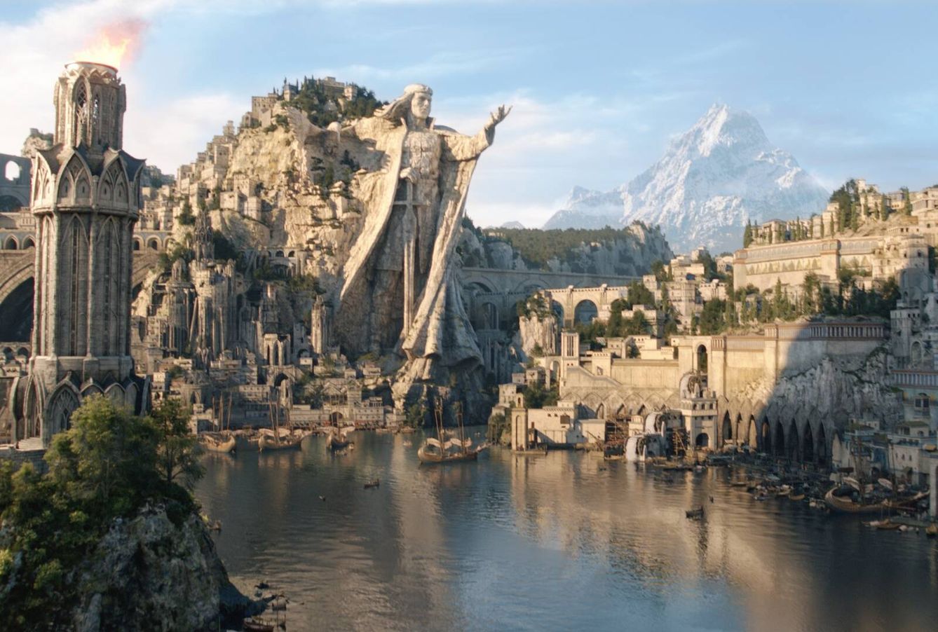 La primera imagen de Númenor, en un fotograma de 'Los anillos de poder'. (Prime Video)