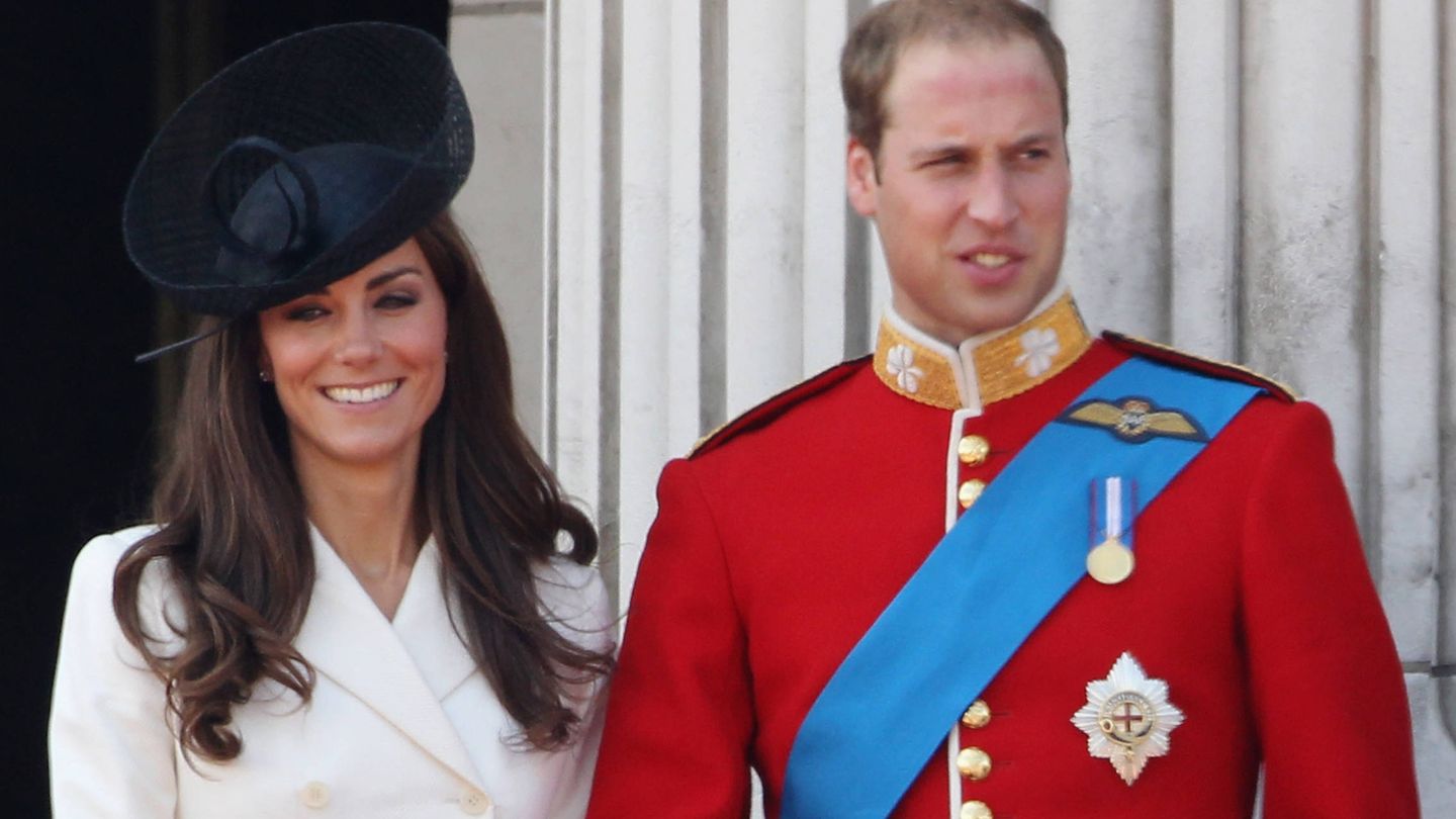 Kate Middleton, junto al príncipe Guillermo en el Trooping The Colour de 2011. (Getty)