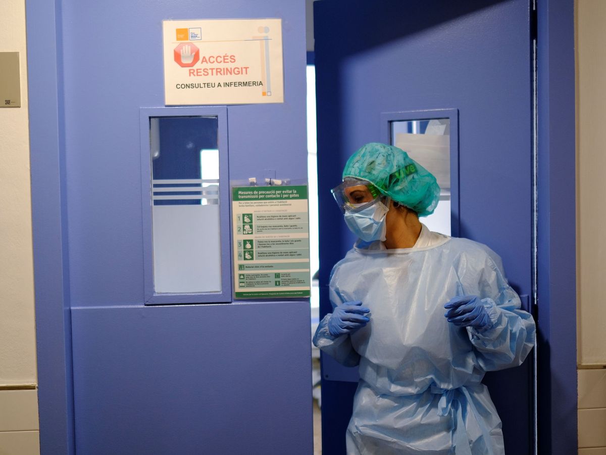 Foto: Un hospital de Barcelona, durante la segunda ola del coronavirus. (Reuters) 