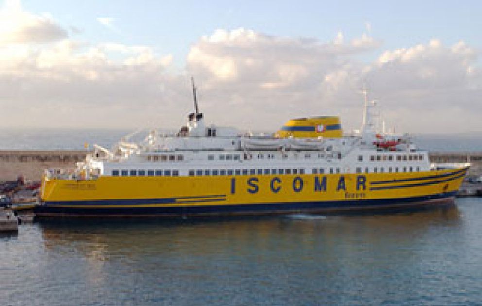 Foto: Barcelona exige una fianza de 300.000 euros a Iscomar para poder operar desde su puerto