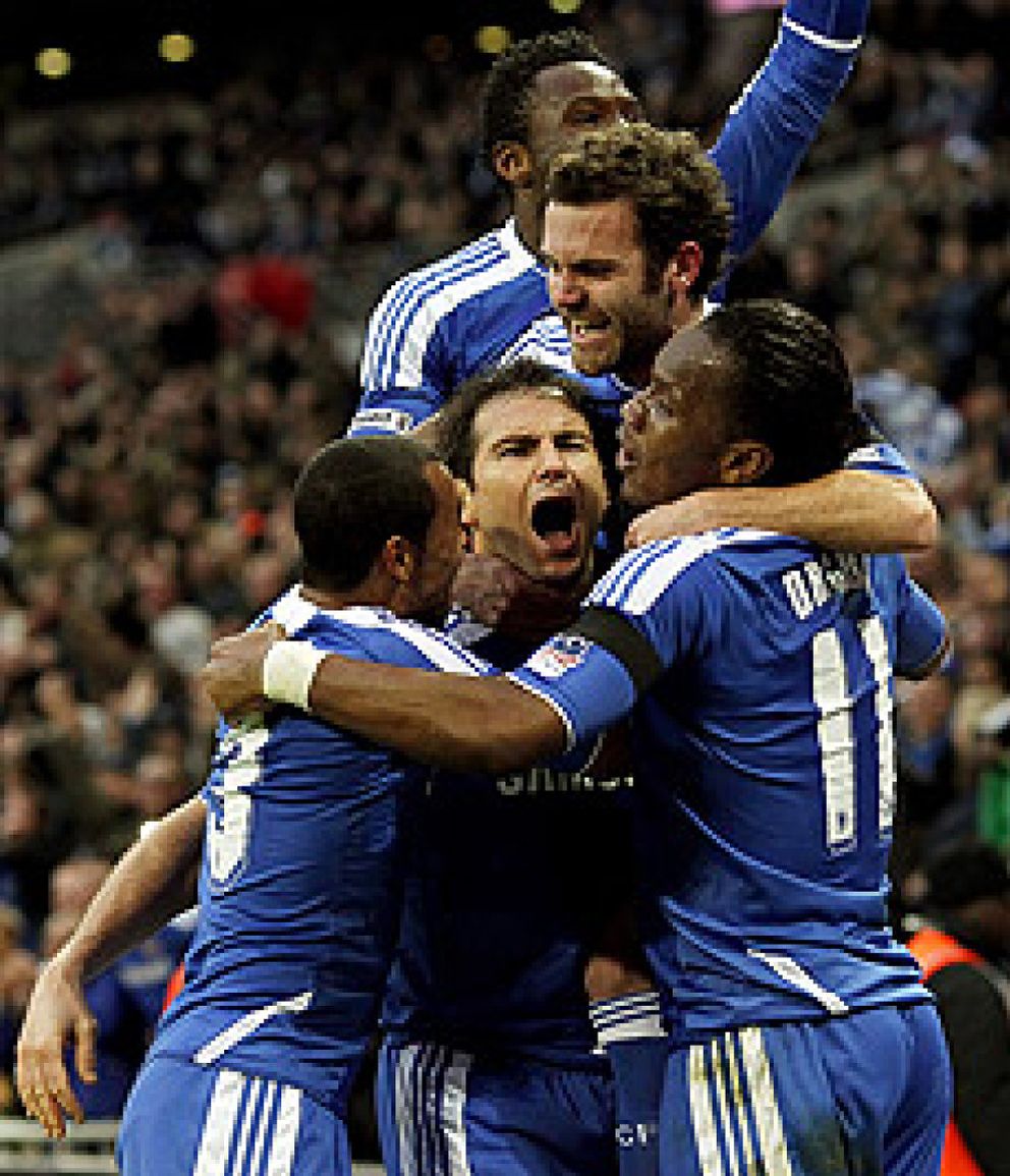 Foto: El Chelsea jugará la final de la Copa inglesa gracias a Mata