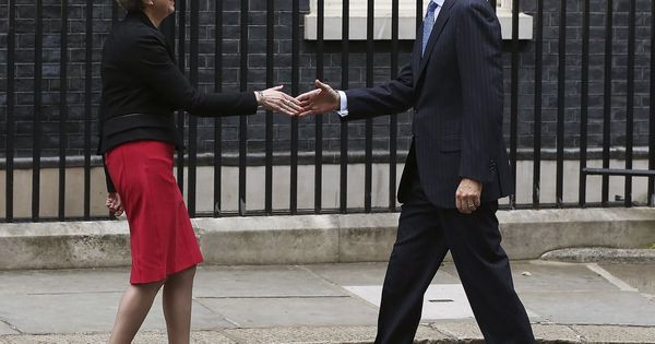 Foto: El Rey se reúne con Theresa May el 13 de julio. (EFE)