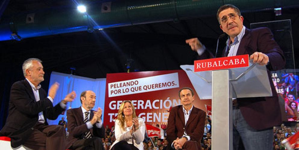 Foto: El PSOE lanza a Griñán y López como arietes contra los recortes del Gobierno