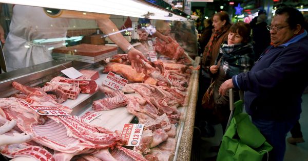 Foto: Carnicería en un mercado. (EFE)