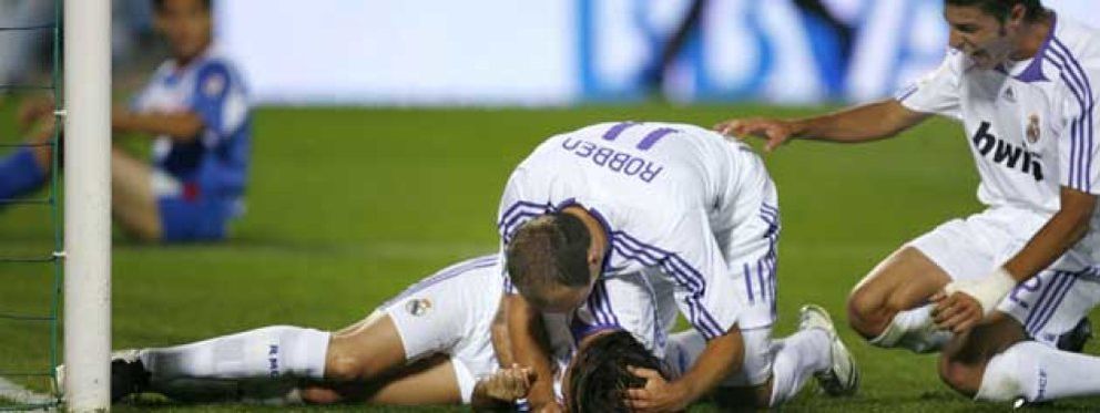 Foto: El Madrid rompe el maleficio de Getafe y se aferra al liderato