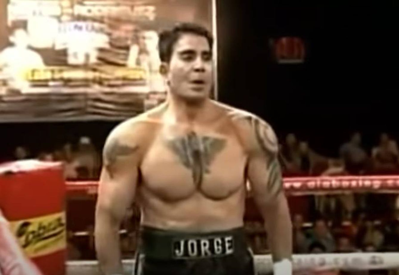 Jorge Kahwagi en su última pelea. (Captura YouTube)