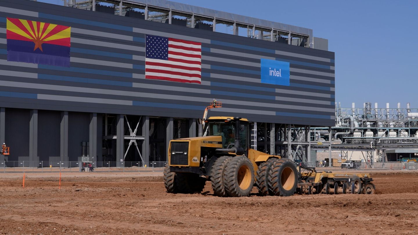Construcción de una fábrica de Intel en Arizona. (Intel)