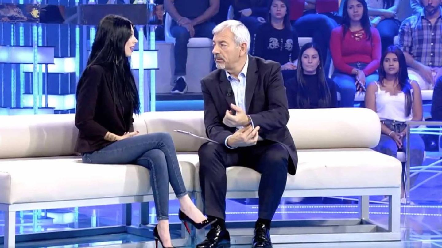 Alejandra Rubio con Carlos Sobera. (Mediaset)