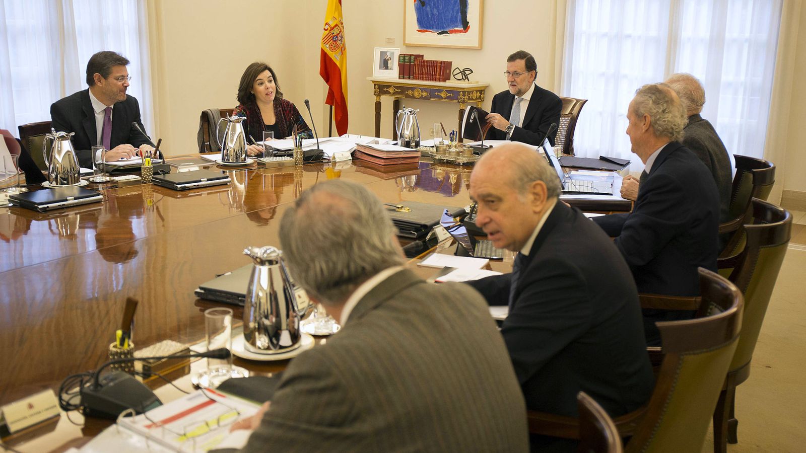 Foto: Mariano Rajoy durante la última reunión del Consejo de Ministros de 2015. (EFE)
