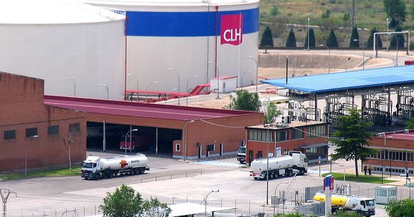 Foto: Instalación de almacenamiento de Torrejón de Ardoz. (CLH)