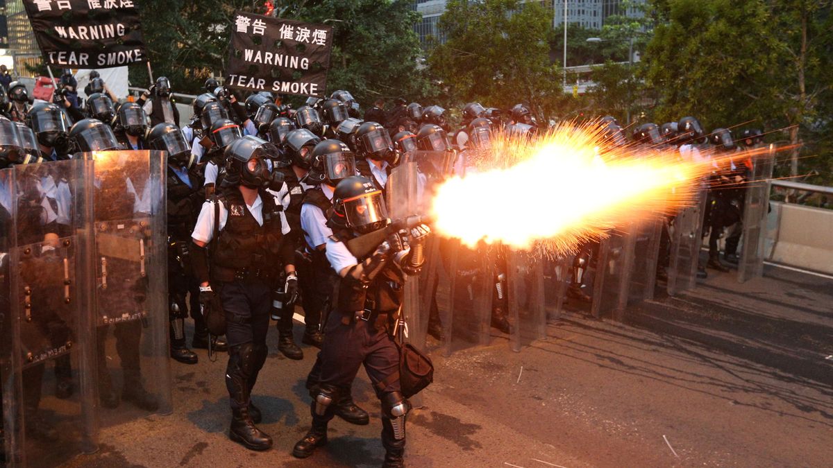 El comunismo chino asedia Hong Kong: ¿Desaparecerá la capital financiera de Asia?