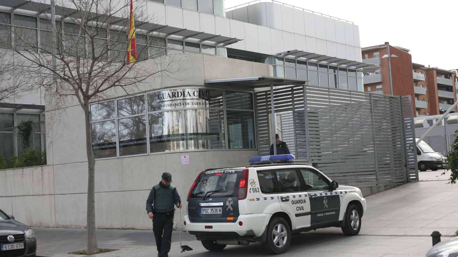 La Policía Local de Tarragona custodia urnas para evitar su uso para el  referéndum