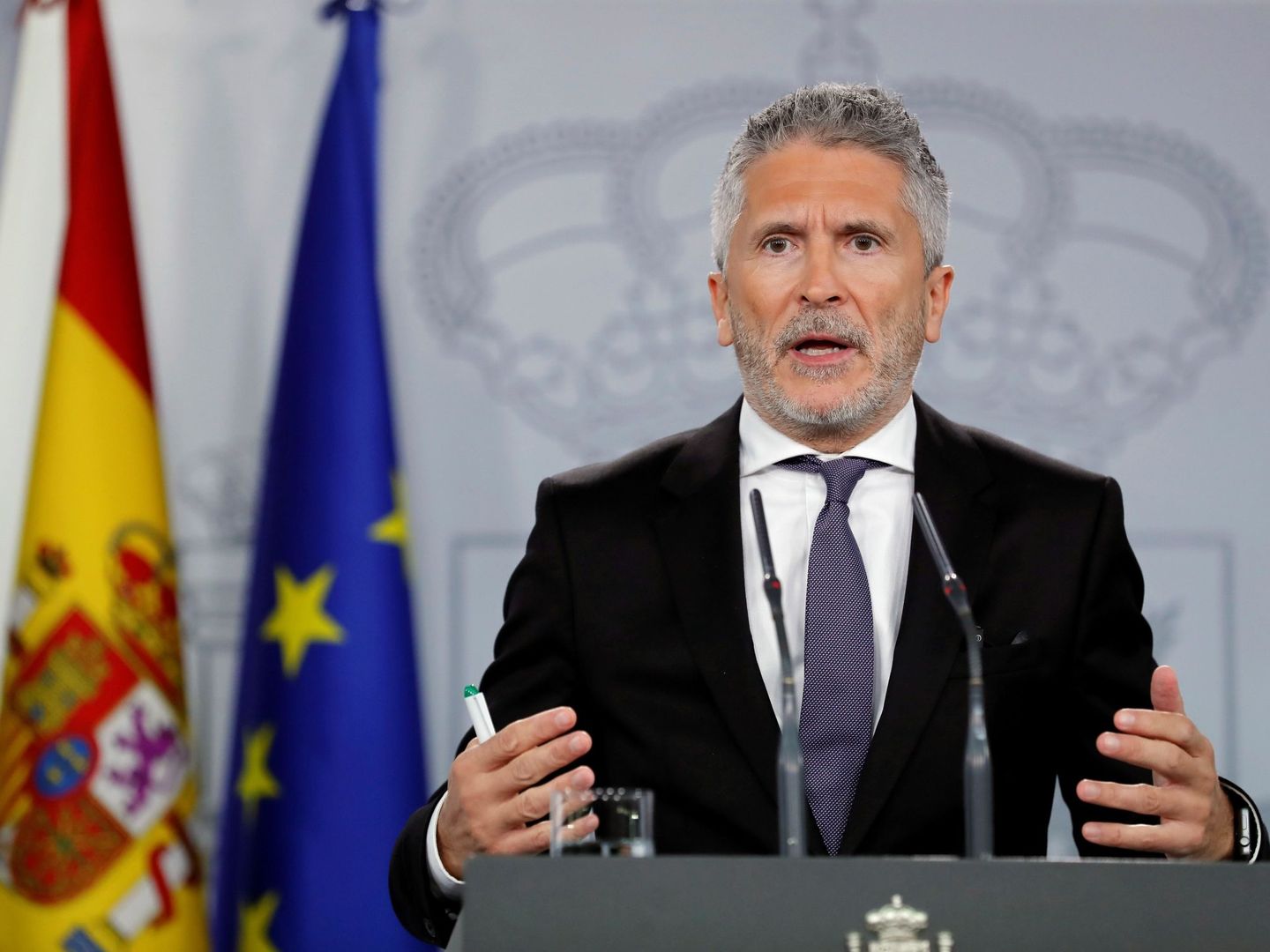 El ministro de Interior, Fernando Grande Marlaska, tras el gabinete de crisis celebrado en Moncloa. (EFE)