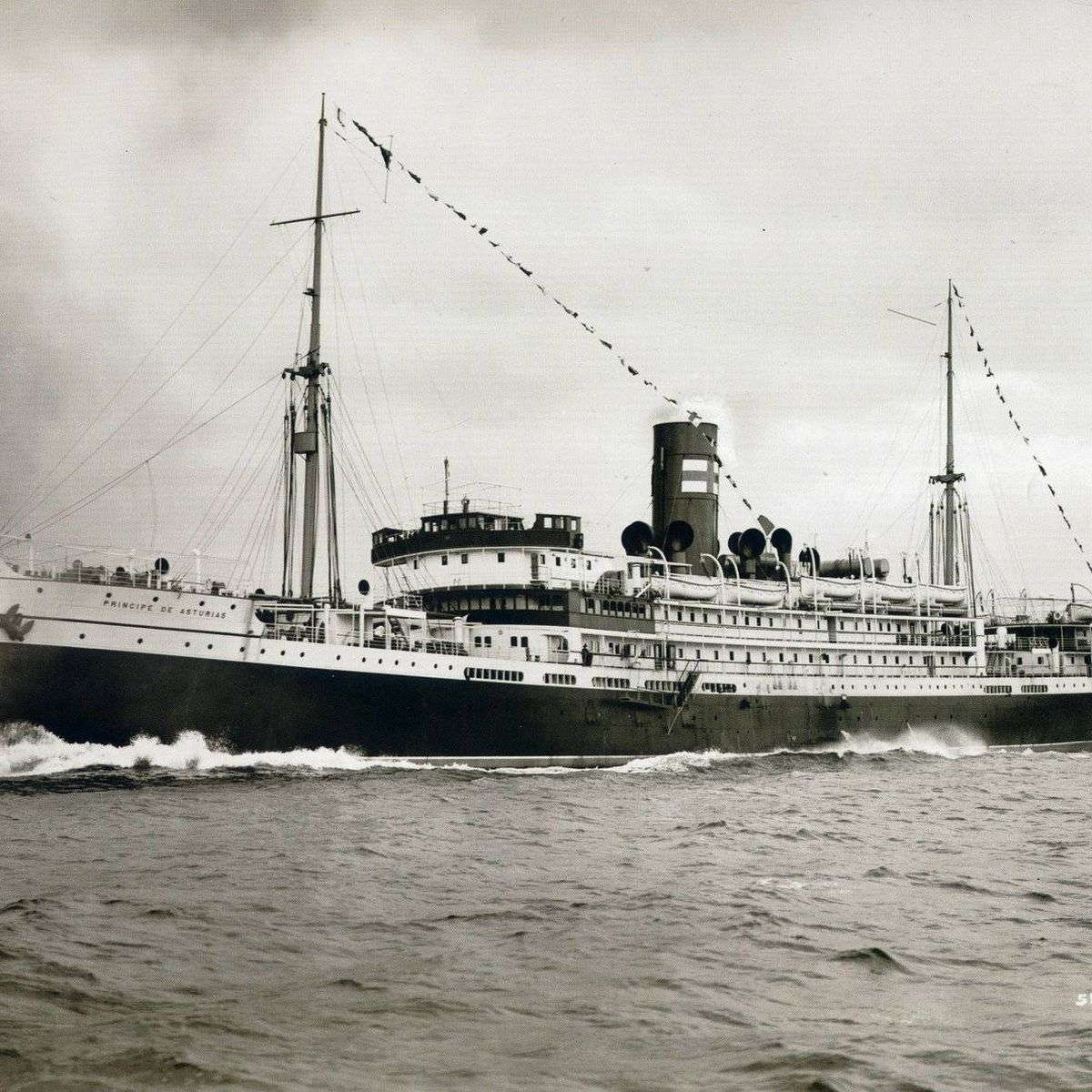 La historia del 'Titanic español': el enigma de la joya de la marina  mercante nacional