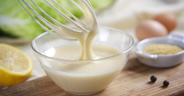 Cómo preparar el alioli perfecto: la combinación ideal entre ajo y aceite