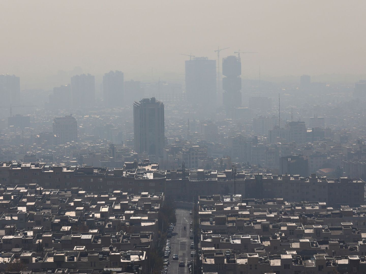 Vista de la contaminación sobre Teherán. Reuters/Majid Asgaripour WANA