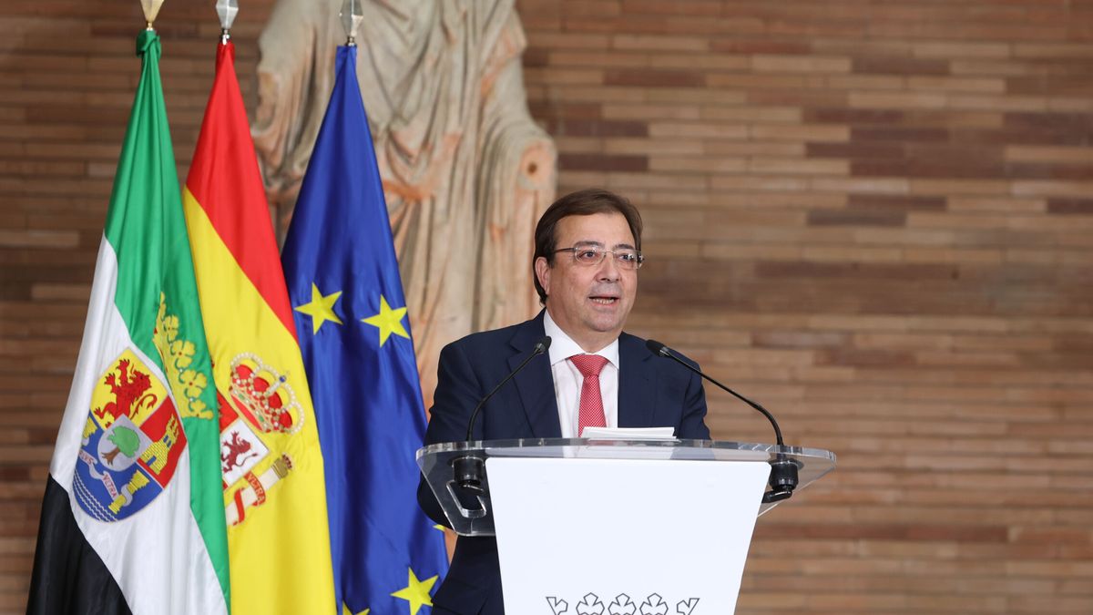 Fernández Vara critica que el PP quiera ahora hablar con Junts para la investidura de Feijóo