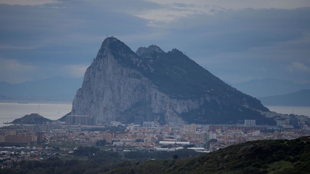 Gibraltar, antes dentro de Schengen que bajo la "responsabilidad compartida" con España