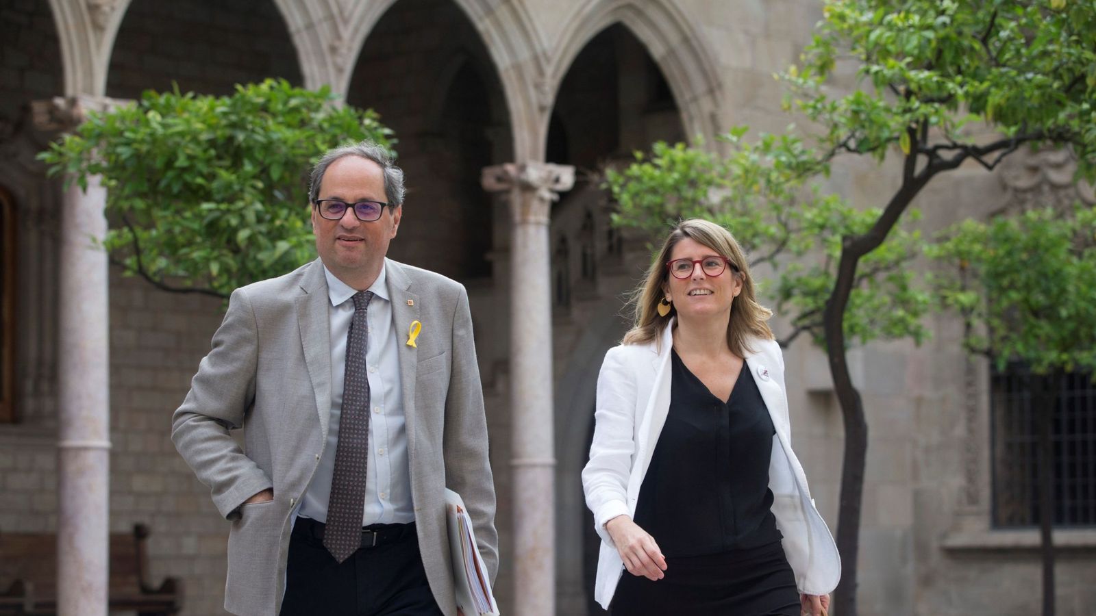 Foto: Quim Torra y Elsa Artadi en el Palau de la Generalitat. (EFE)