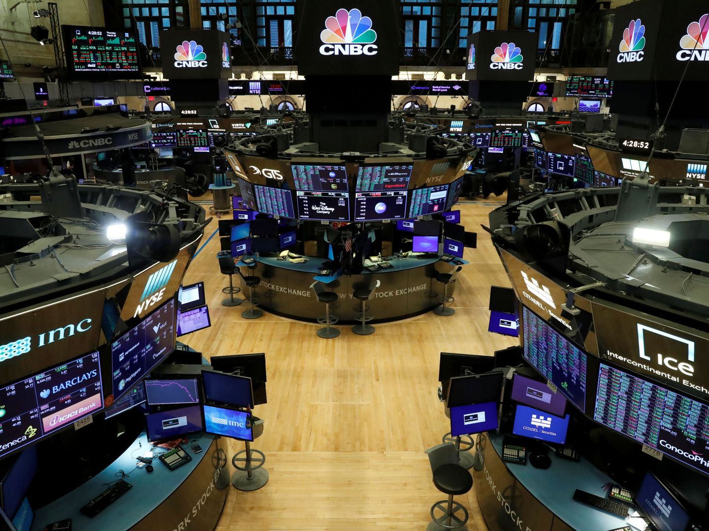 Interior de la Bolsa de Nueva York. (Reuters)