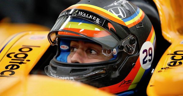 Foto: Fernando Alonso en su monoplaza de la Indy en 2017.