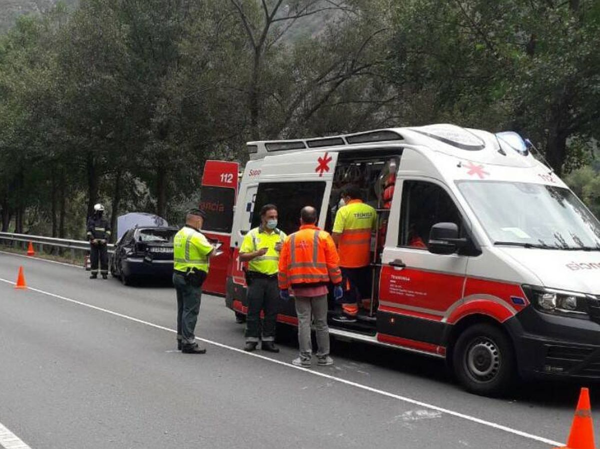 Foto: Imagen de un accidente en carretera. Foto: 112 Asturias