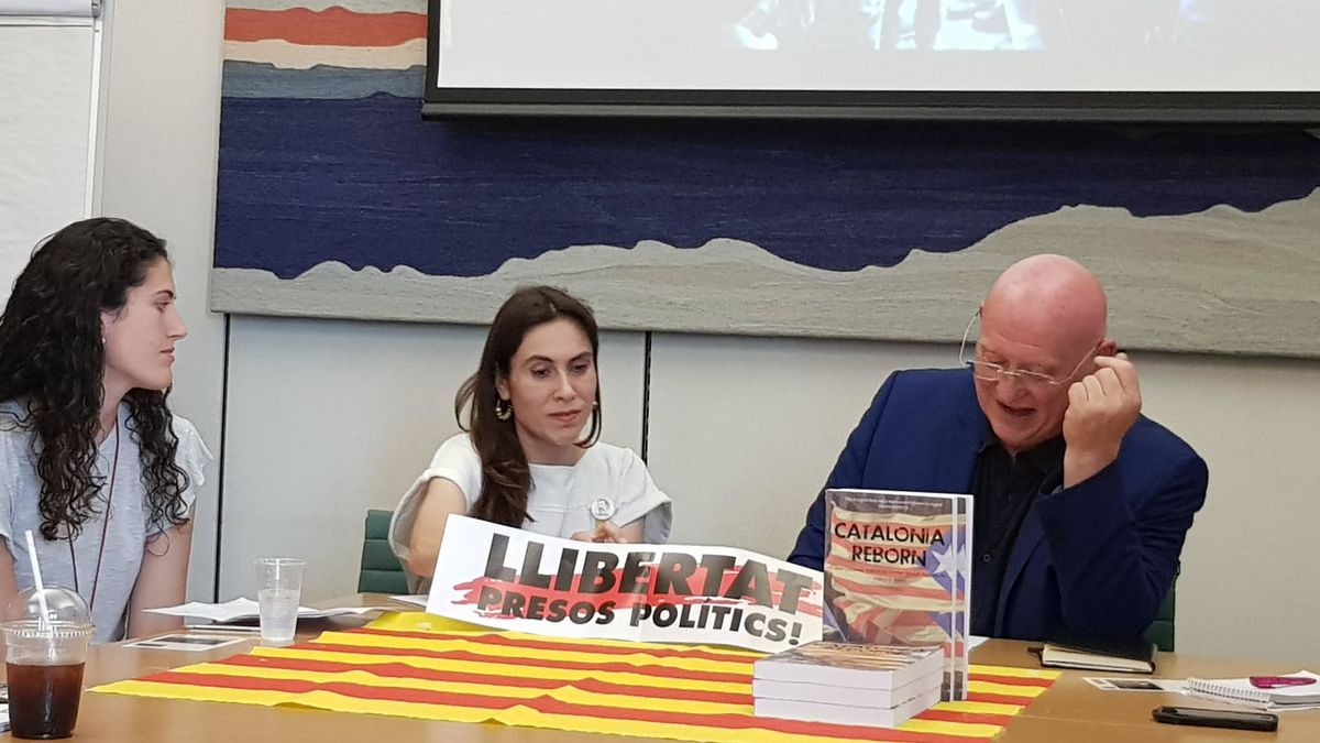 Los familiares de los "presos políticos" catalanes buscan aliados en Westminster