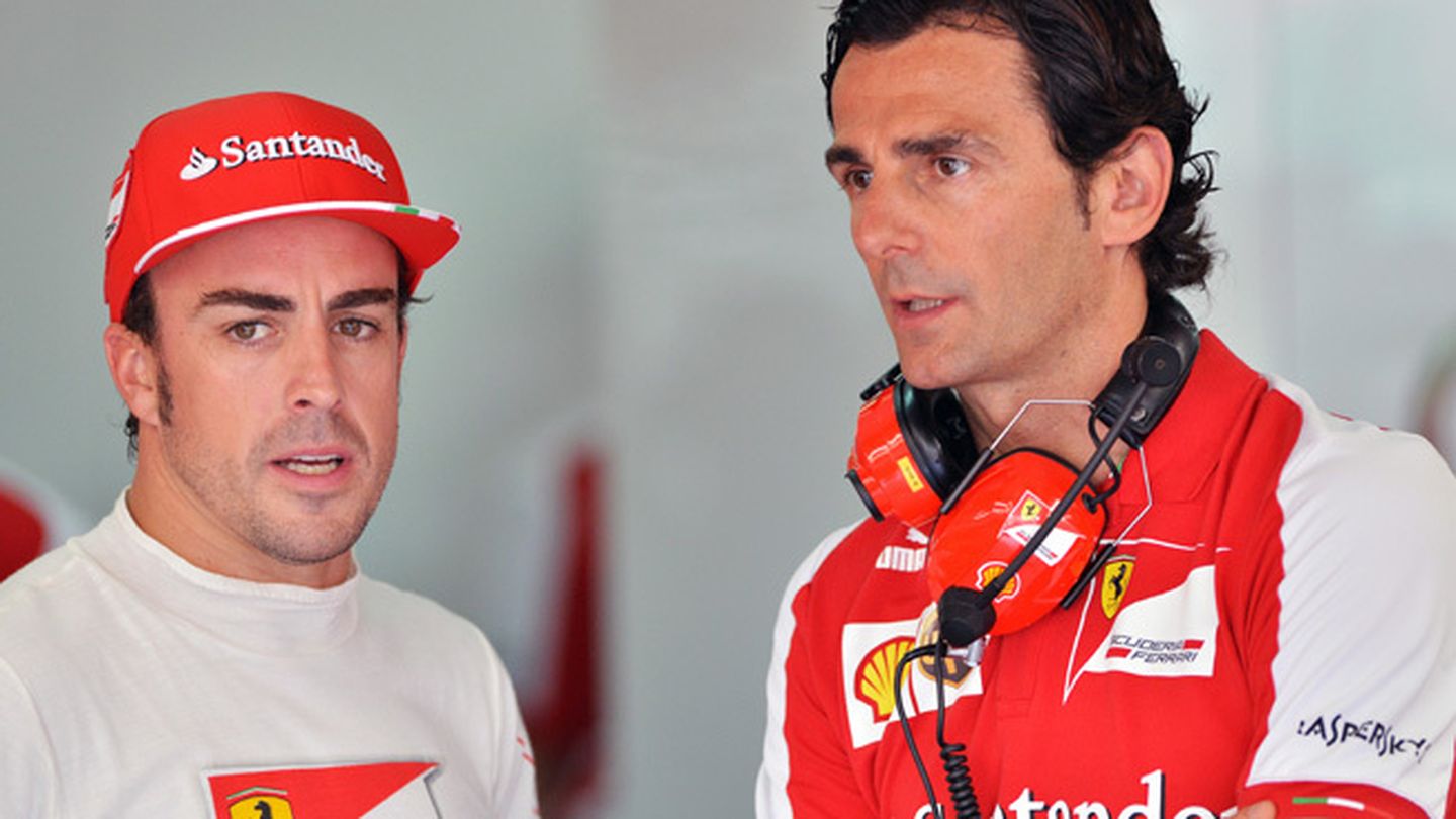 De la Rosa, junto a Fernando Alonso, en Ferrari. (EFE)