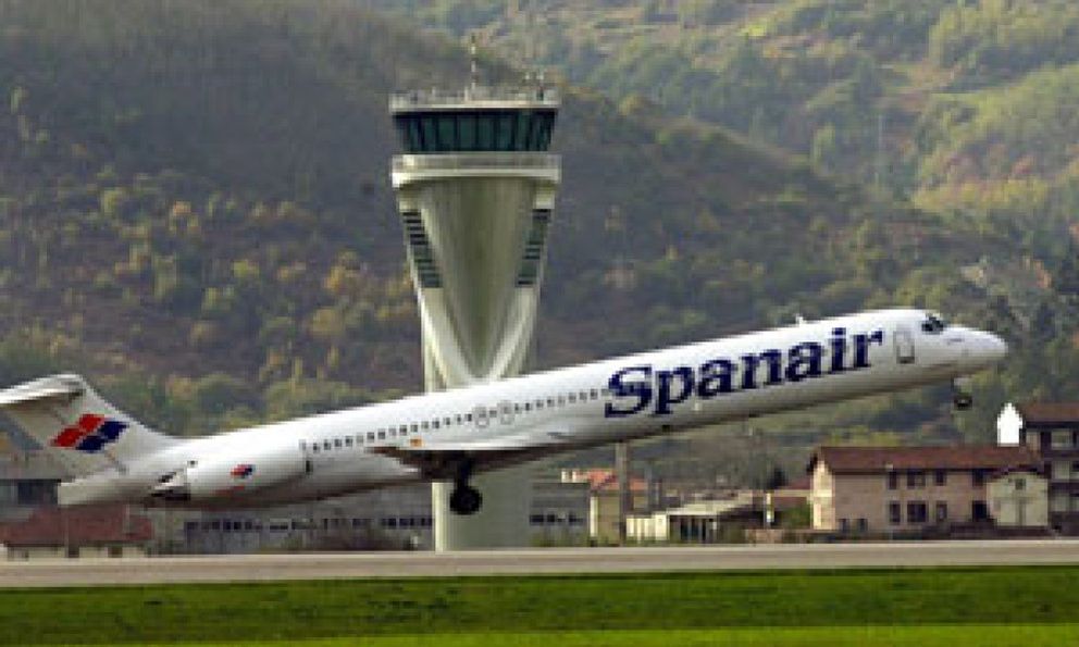 Foto: Un avión de Spanair aborta el despegue en El Prat cuando iba a 100 kilómetros por hora por la pista