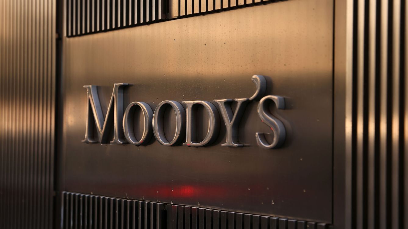Moody's mejora a 'estable' la perspectiva de las CCAA por el aumento de sus ingresos
