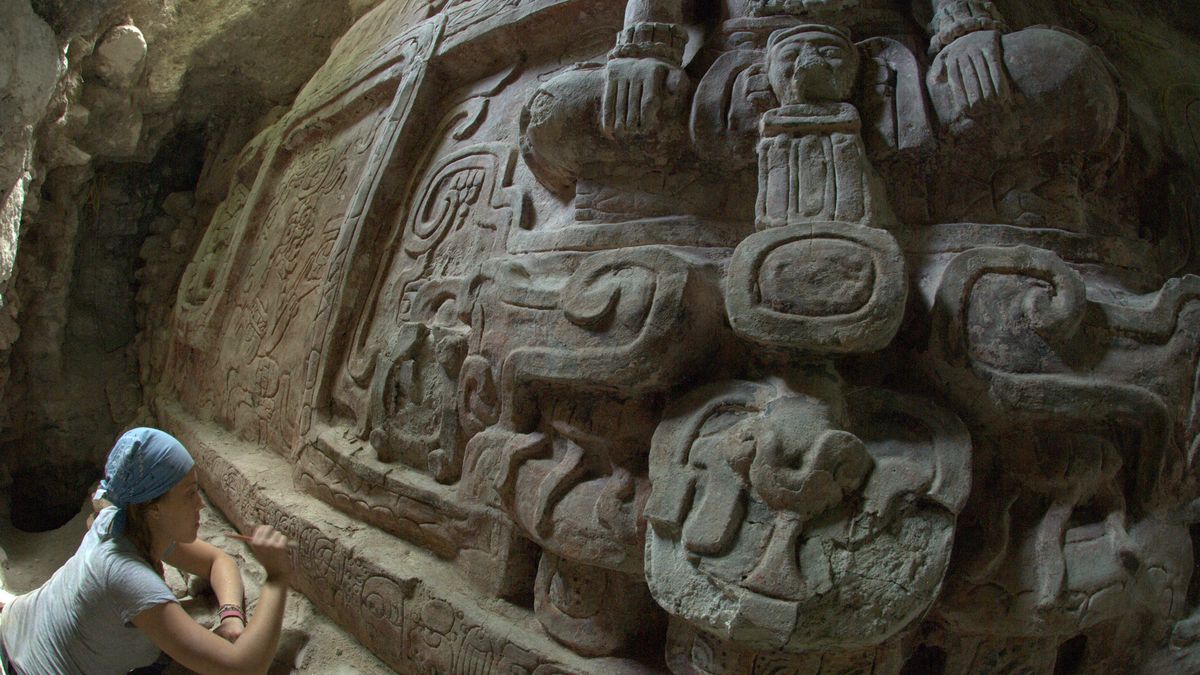 Descubren el friso más espectacular de la cultura maya en Guatemala