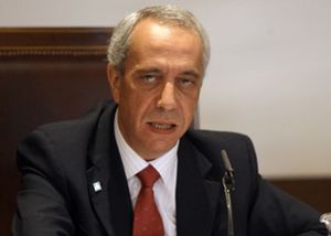 Taguas presiona al Banco de España para que el Estado pague a los afectados de Afinsa y Fórum