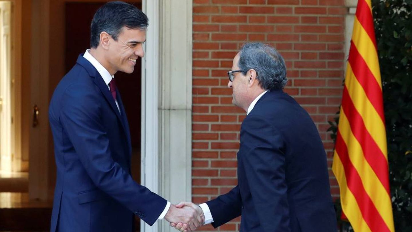 El presidente del Gobierno, Pedro Sánchez, y el 'president' de la Generalitat, Quim Torra, el pasado julio en La Moncloa. (EFE)