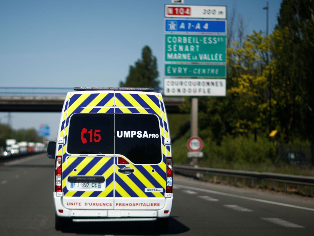 Foto: Una ambulancia en Francia en una fotografía de archivo. (Reuters/Gonzalo Fuentes)