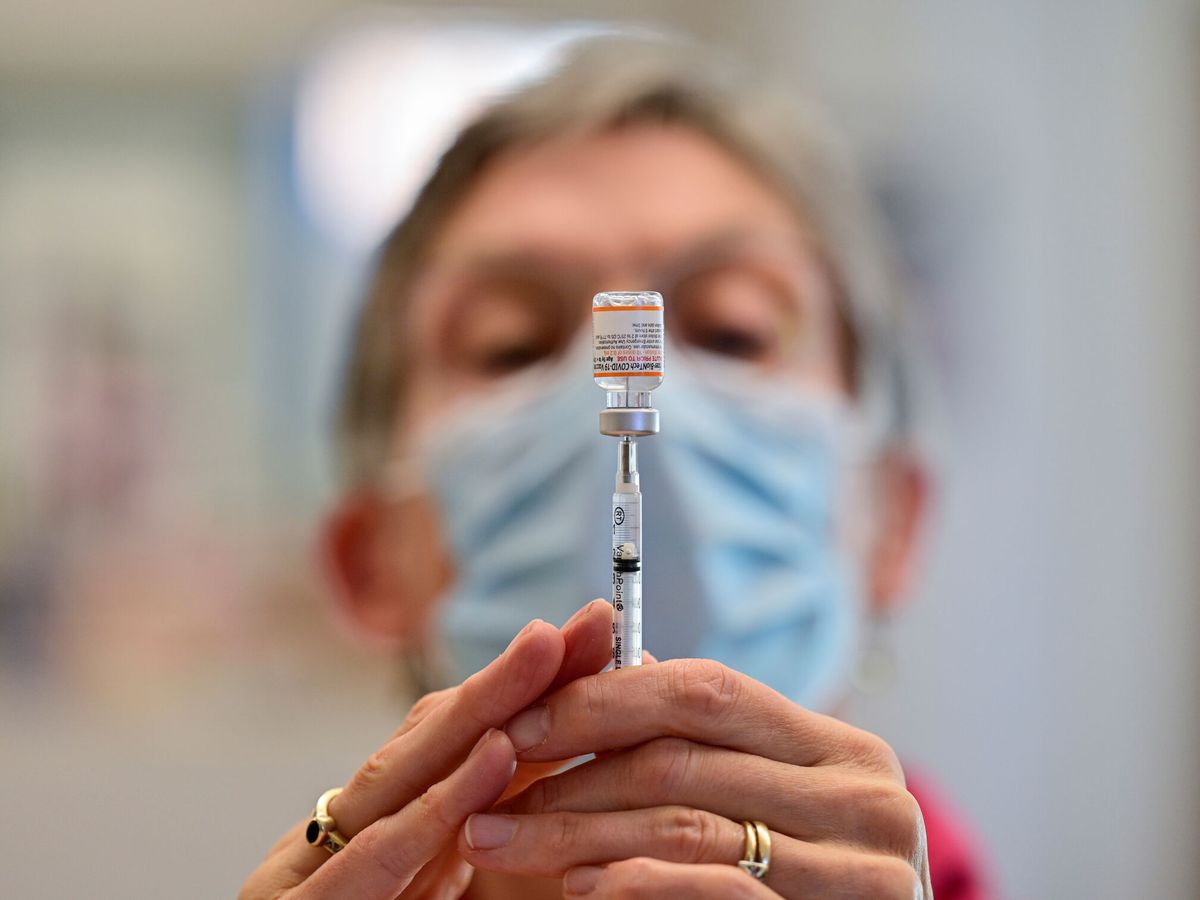 Foto: Vacuna de Pizer-BioNTech. (Reuters/Jon Cherry)