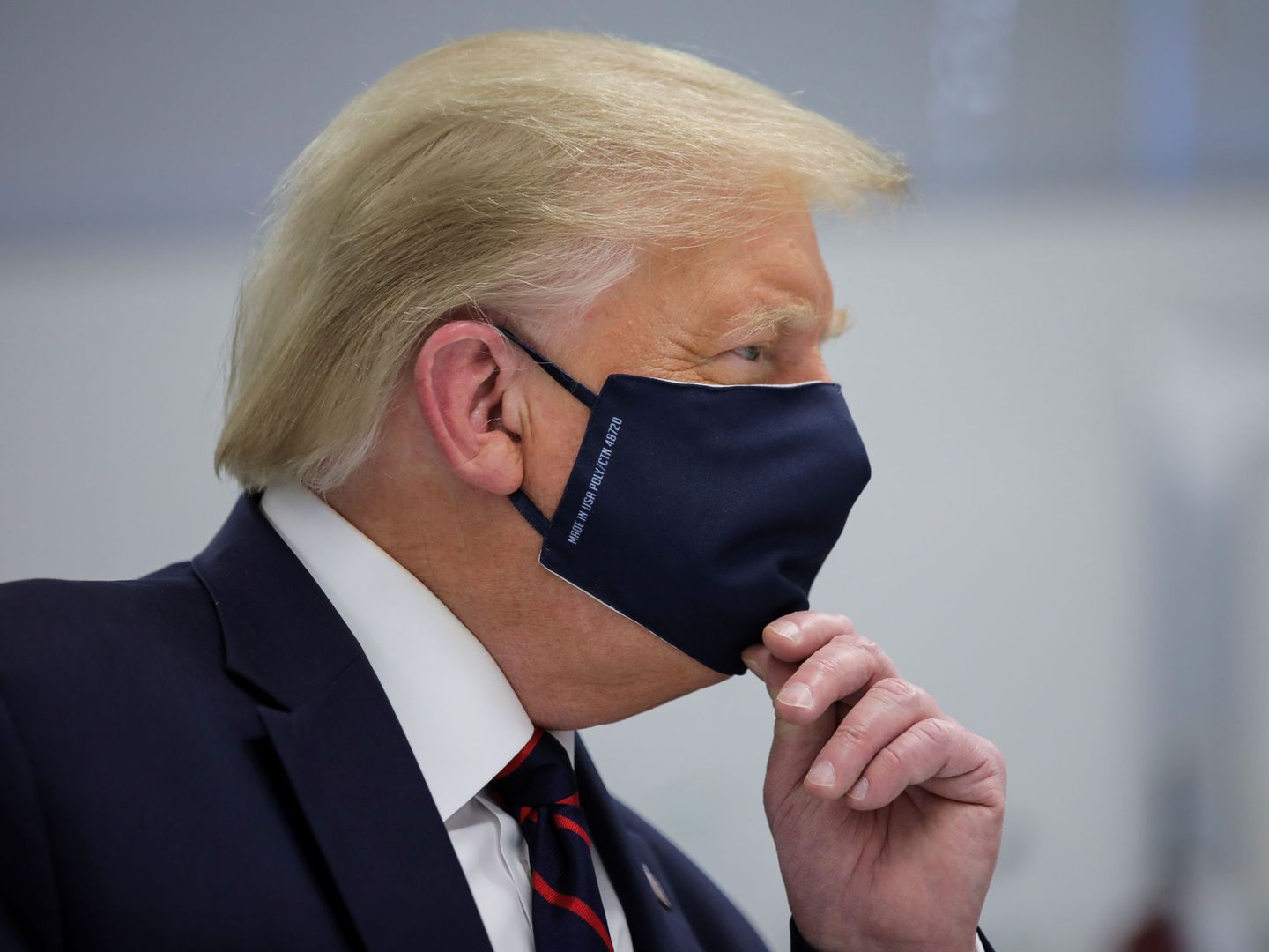 El presidente de EEUU, Donald Trump, con mascarilla. (Reuters)