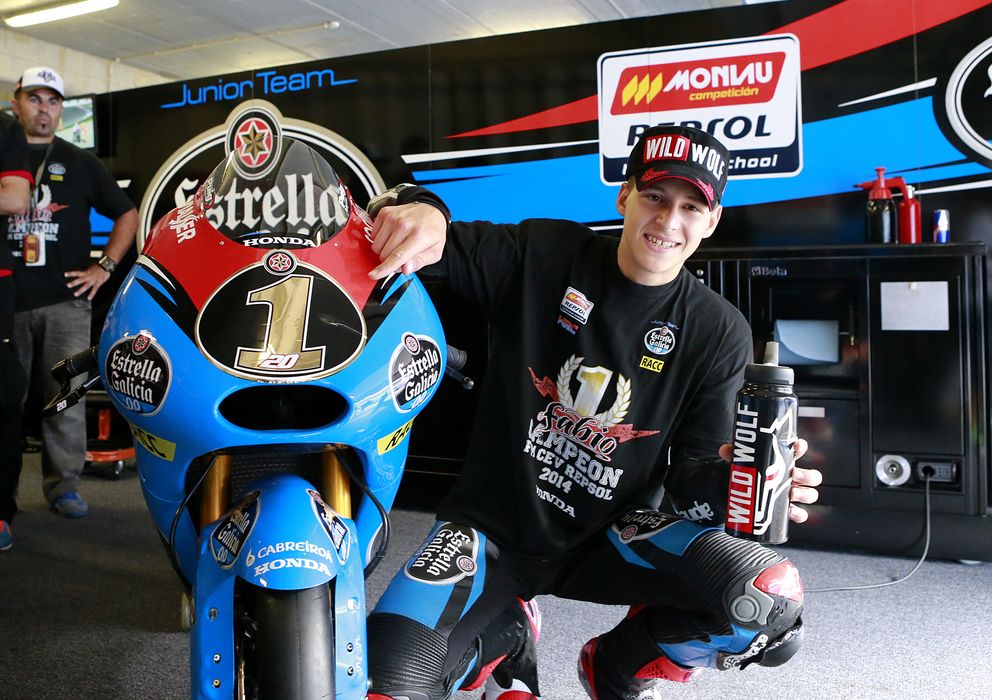Foto: Fabio Quartararo, tras proclamarse campeón de Moto3 en el CEV (Estrella Galica 0,0).