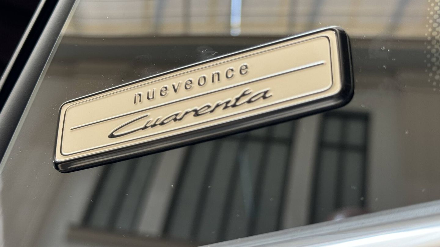 Es la primera vez que la palabra 'nueveonce' aparece en la carrocería de un Porsche 911.