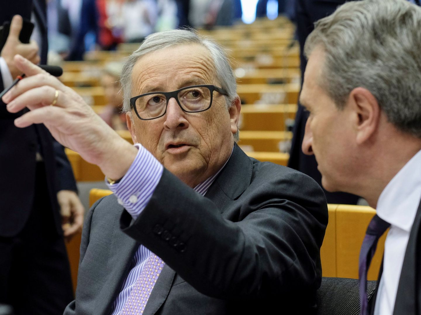 Juncker y su polémico comisario de Presupuesto