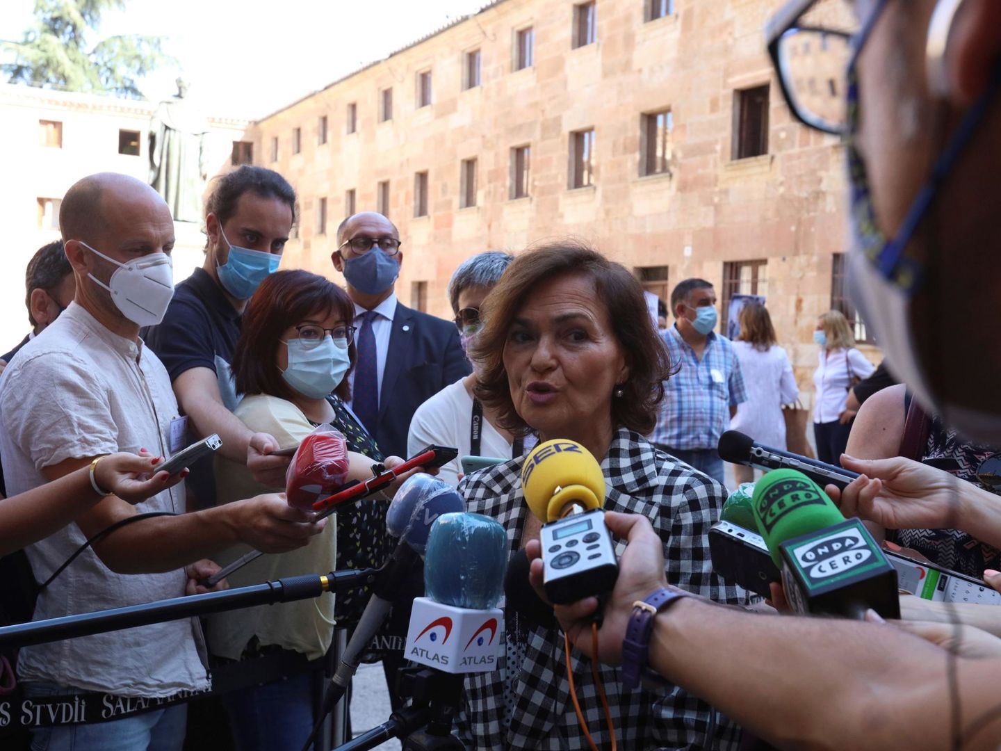 La vicepresidenta primera del Gobierno, Carmen Calvo, este 9 de julio en Salamanca. (EFE)